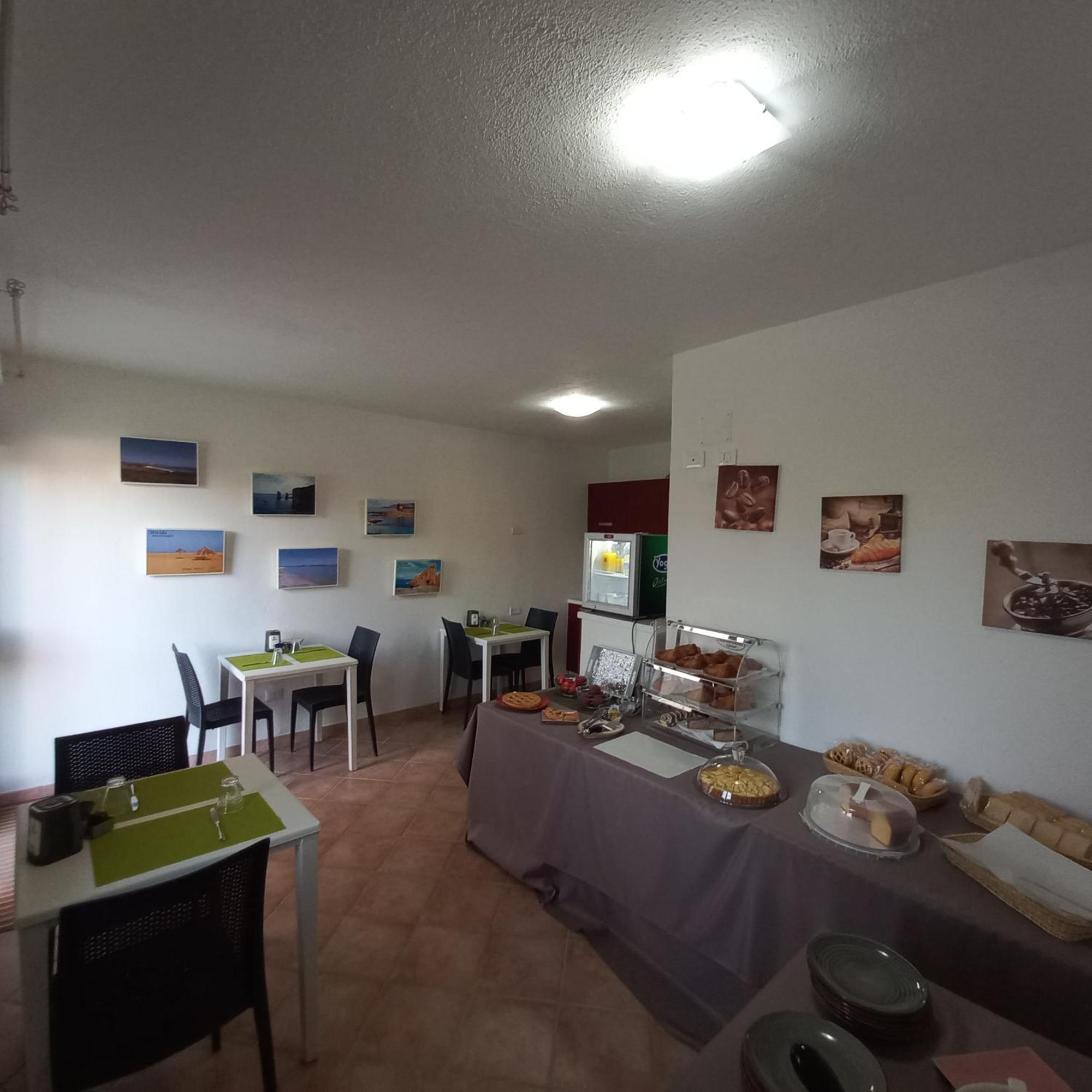 Mivida "Le Stanze Di Ada" Bed & Breakfast Сан Теодоро Екстериор снимка