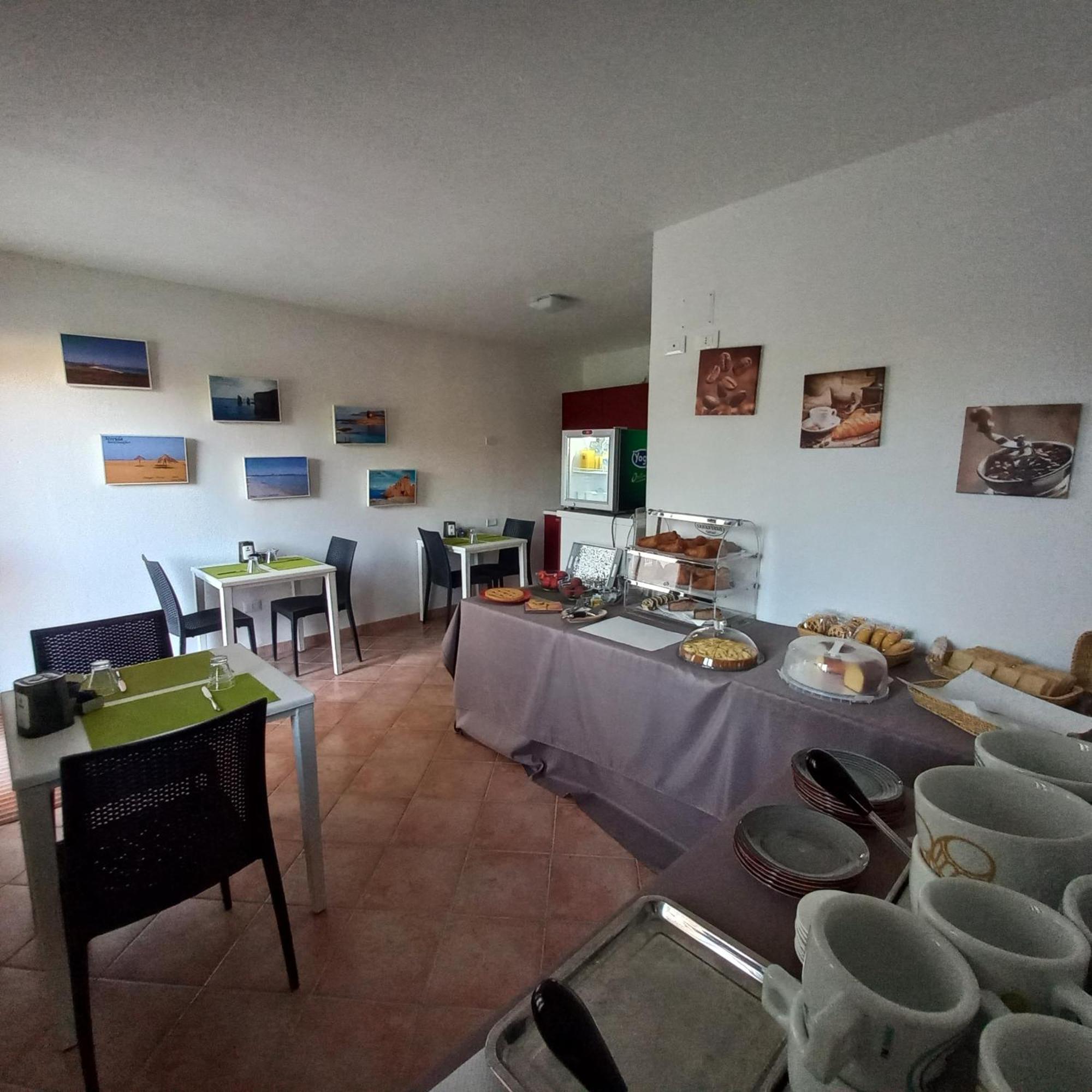 Mivida "Le Stanze Di Ada" Bed & Breakfast Сан Теодоро Екстериор снимка