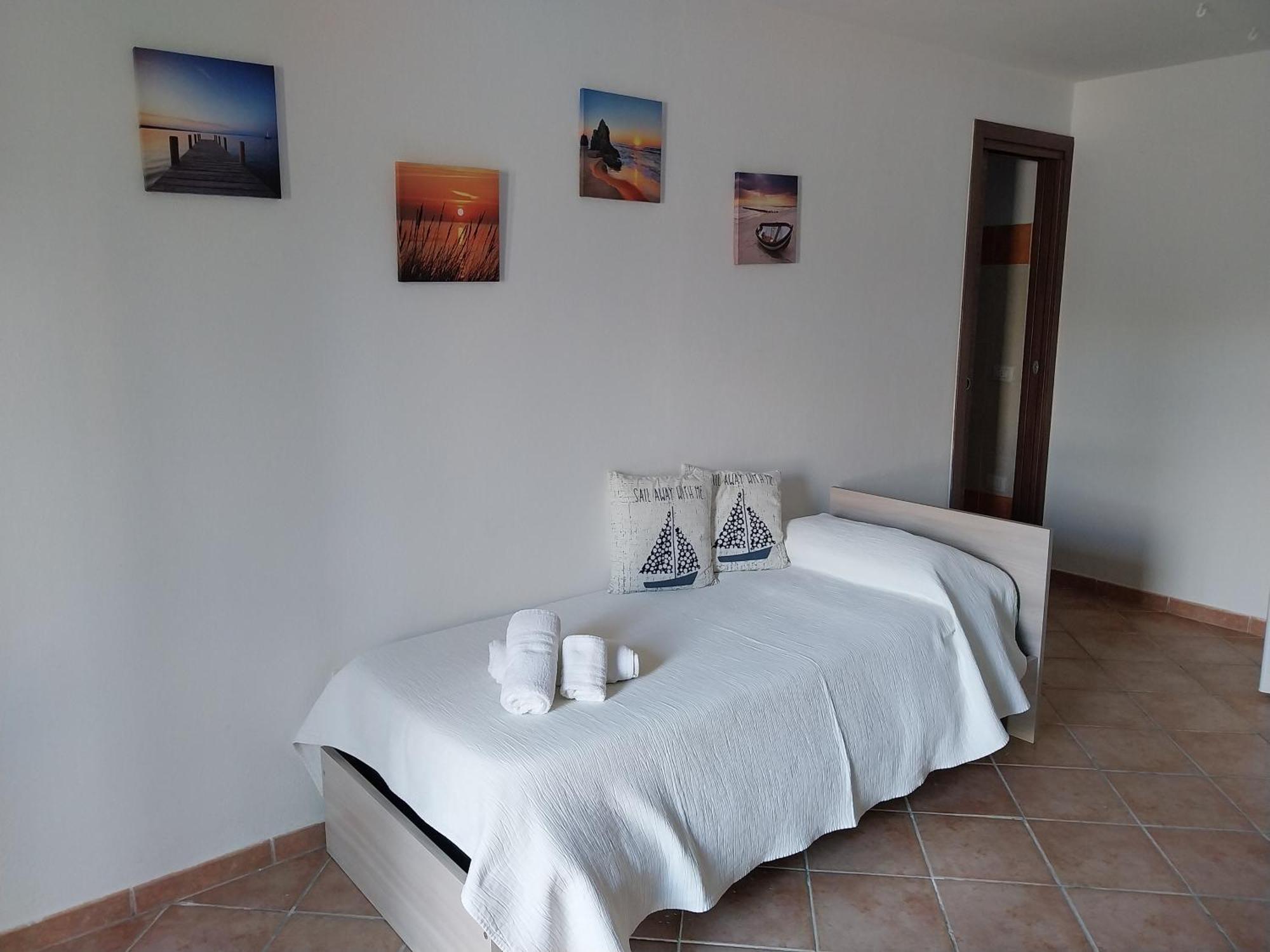 Mivida "Le Stanze Di Ada" Bed & Breakfast Сан Теодоро Екстериор снимка